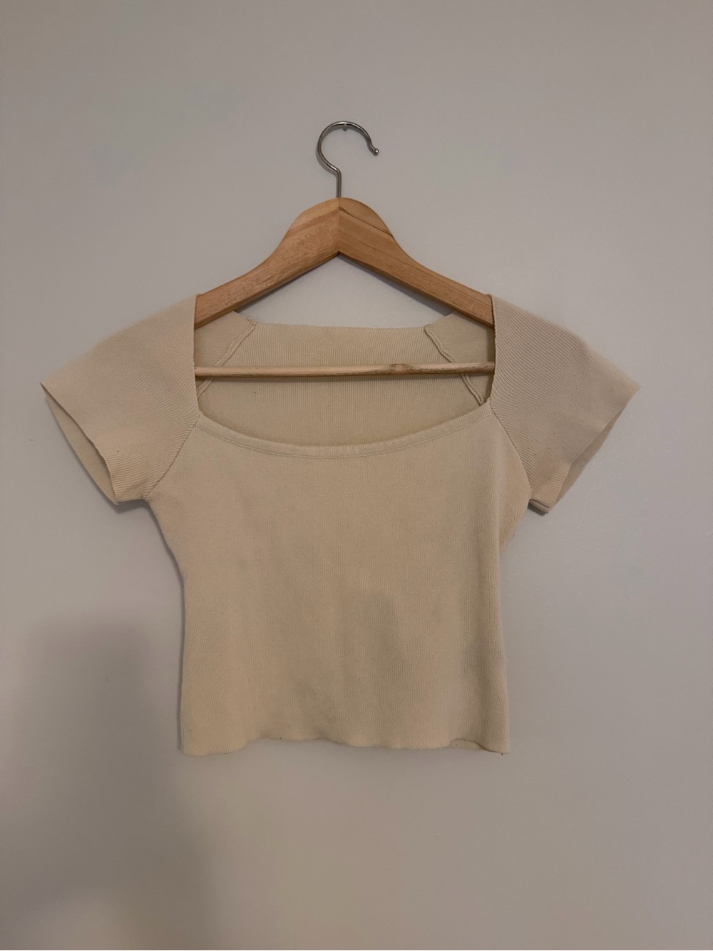 SHEIN Cream Square Neck Short Sleeve Crop Top